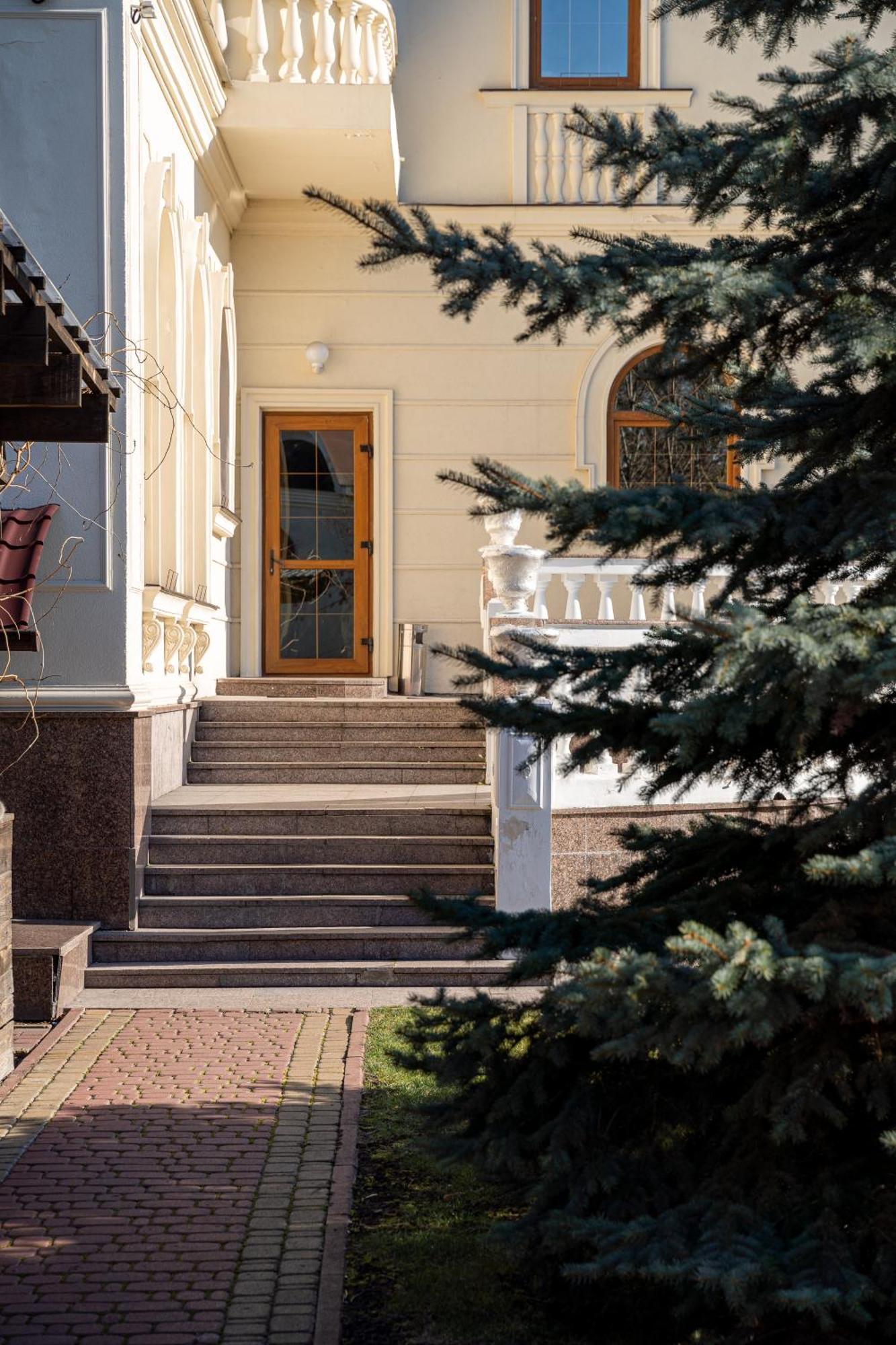 Koncha Zaspa Park Kozyn エクステリア 写真
